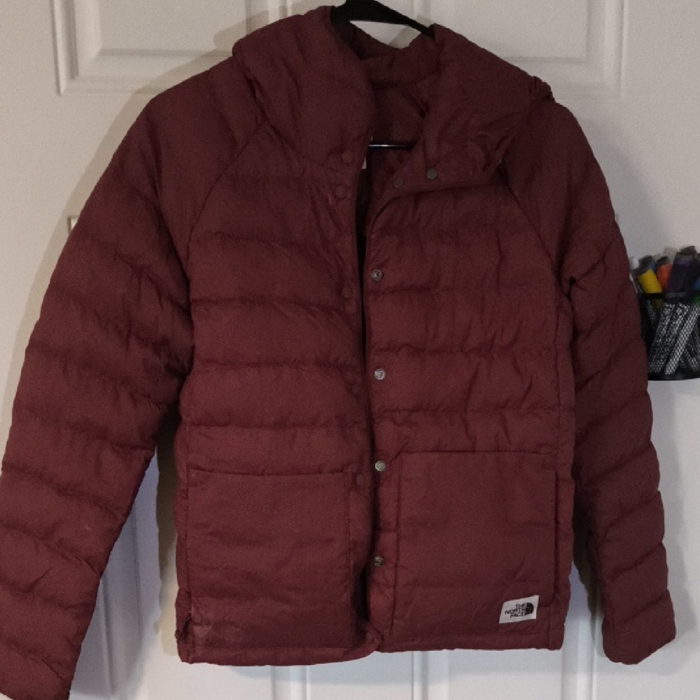 The North Face Women's Maroon Puffer Jacket Vintage Brown Label